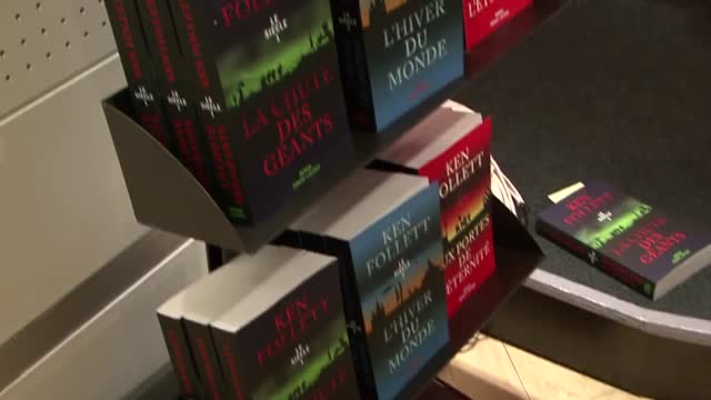 Pour Rien Au Monde Ken Follett Avis Les Piliers de la Terre - Poche - Ken Follett - Achat Livre | fnac