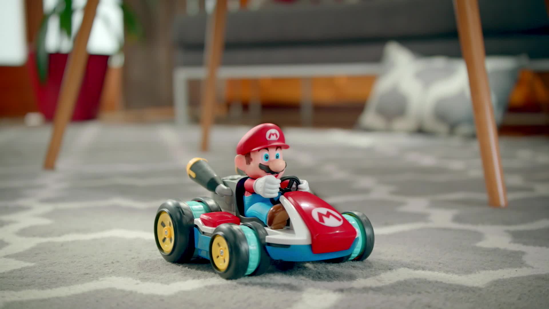 Nintendo - Super Mario Mini Voiture Télécommandée Anti-Gravité