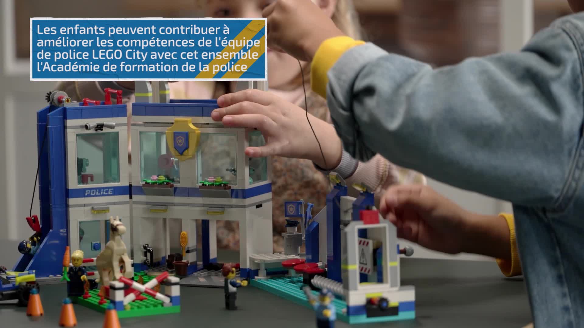 LEGO City 60372 Le Centre d'Entraînement de la Police, avec Figurine de  Cheval, Jouet Voiture - ADMI
