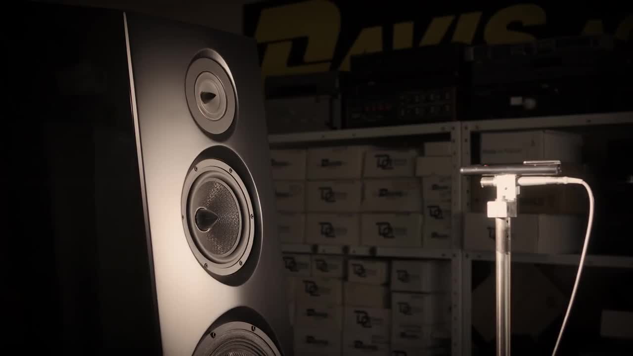 Davis Acoustics Mia 60 (la paire) - Chêne Clair - Enceintes HiFi