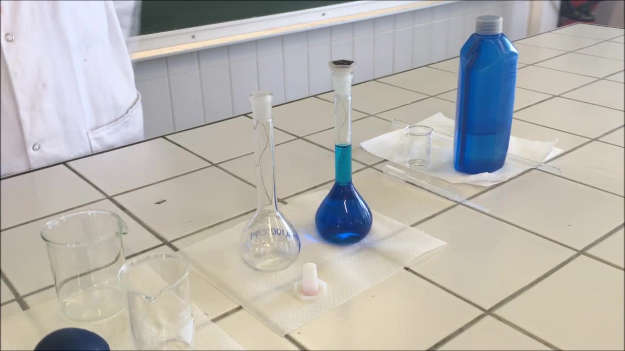 Chimie. Travaux Pratiques Et Techniques Expérimentales TP Pour Les ...